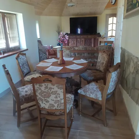 Palacowo & Bilard Homestay