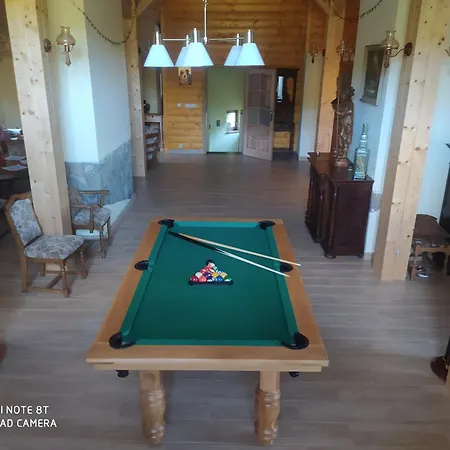 Palacowo & Bilard Homestay